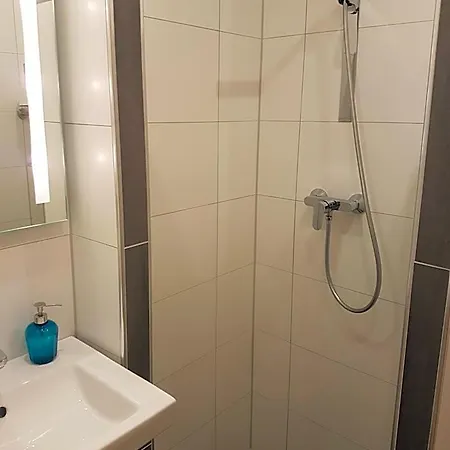 Schweizer Stubb Otel 3*