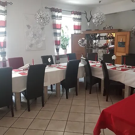 ホテル Schweizer Stubb