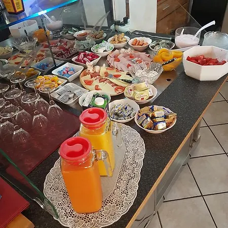 酒店 施维泽司图酒店 3*